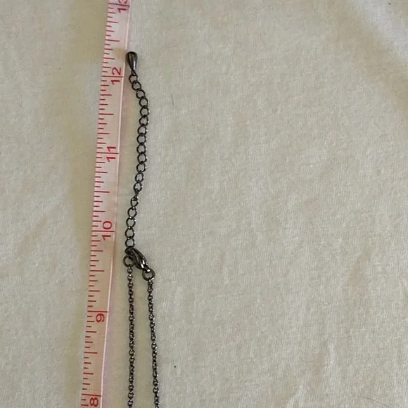 Necklace Jeweled Drop - Picture 7 of 7